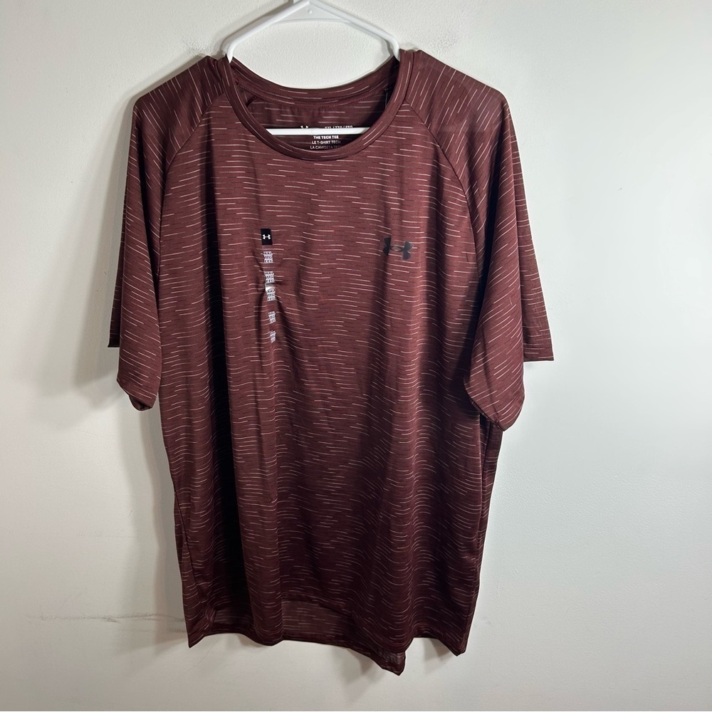 Under Armour Loose Tech Shirt NWT XXL Red White Dash Men’s